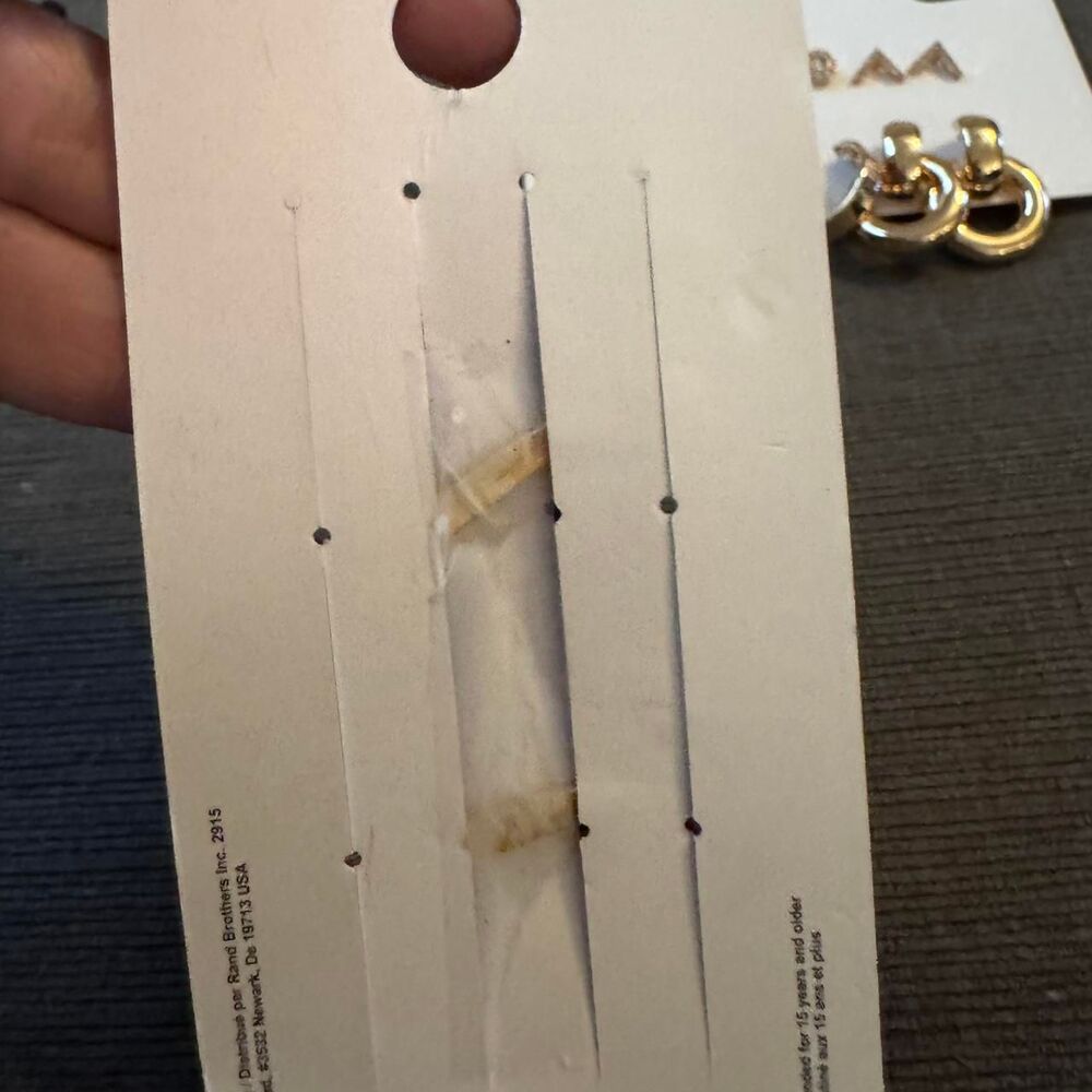 GAP Jewelry & Hair Clip Bundle NWT Gold Hoops Stud Earrings Hair Barrette Set - Picture 5 of 5